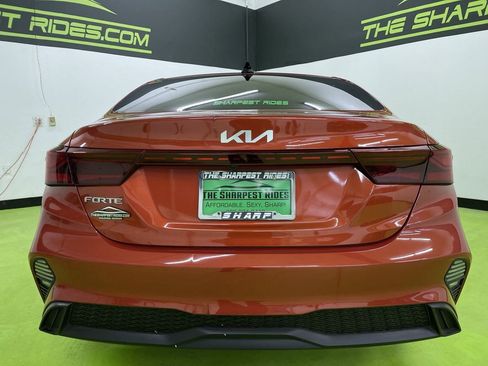 Used 2024 Kia Forte LXS w/ LXS Technology Package image 8