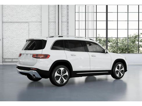 Used 2026 Mercedes-Benz GLB 250 image 19