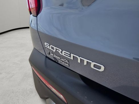 Used 2023 Kia Sorento SX Prestige image 11