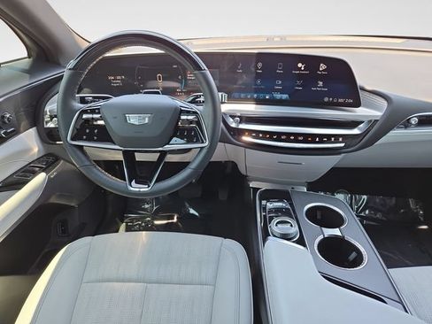 Certified 2024 Cadillac Lyriq Sport RWD image 10