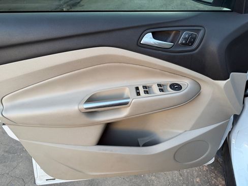 Used 2014 Ford Escape Titanium w/ Equipment Group 401A FWD image 13