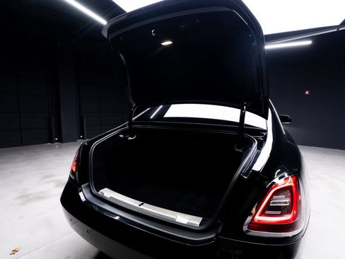 Used 2021 Rolls-Royce Ghost AWD/4WD image 44