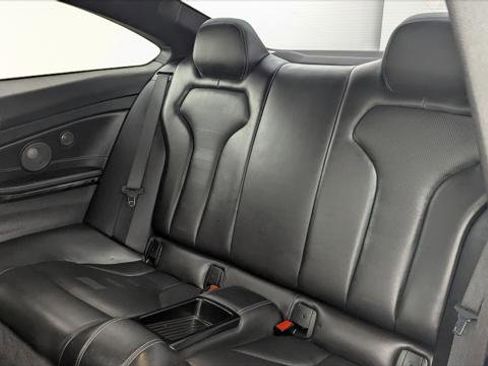 Used 2016 BMW M4 Coupe image 15