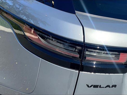 New 2026 Land Rover Range Rover Velar Dynamic SE image 14