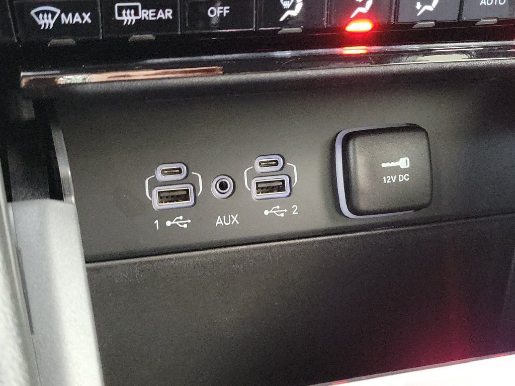 New 2026 Jeep Grand Cherokee Laredo RWD image 22