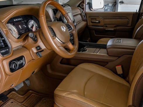 Used 2021 RAM 2500 Limited image 13