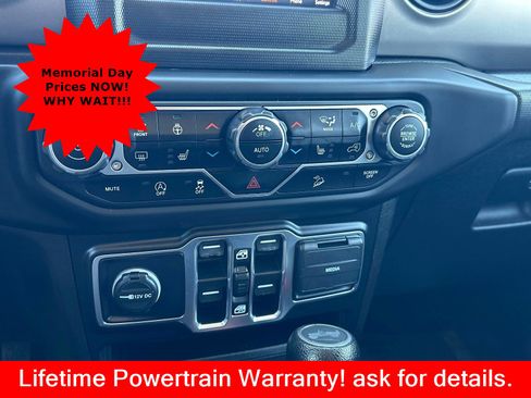 Used 2020 Jeep Wrangler Unlimited Sport AWD/4WD image 12