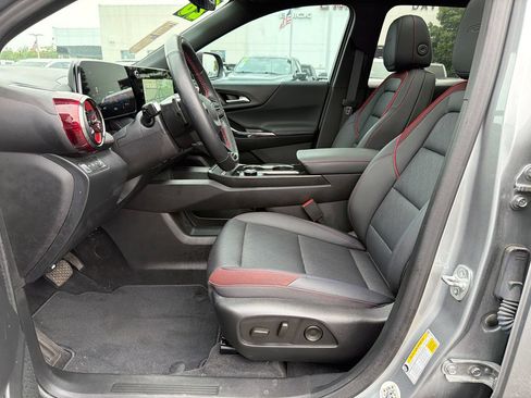 Used 2026 Chevrolet Equinox RS AWD/4WD image 42