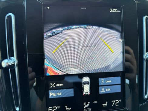 Used 2021 Volvo XC40 T5 Momentum image 21