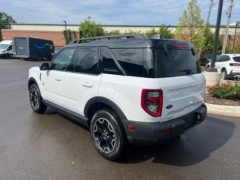Used 2025 Ford Bronco Sport Outer Banks AWD/4WD image 7