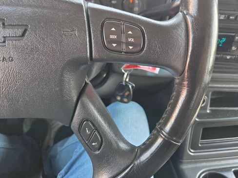 Used 2005 Chevrolet Silverado 1500 LS w/ Safe And Sound Package RWD image 19