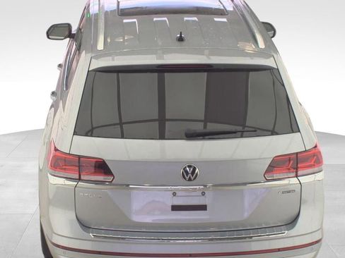 Used 2024 Volkswagen Tiguan SE R-Line FWD image 5