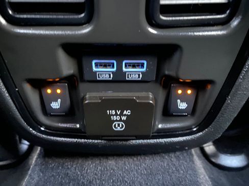 Used 2023 Dodge Durango R/T w/ Blacktop Package image 20