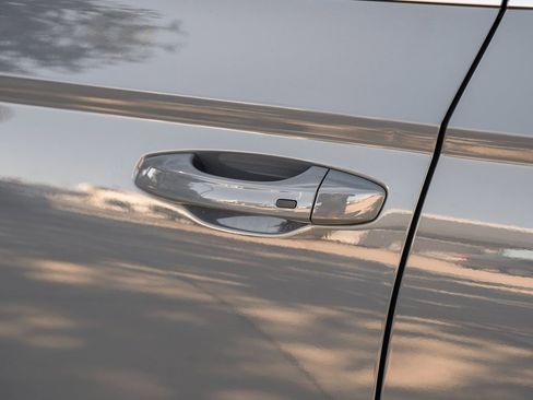 Used 2023 Volkswagen Taos SE image 52