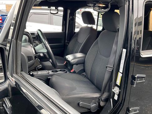Used 2016 Jeep Wrangler Unlimited Sport image 20