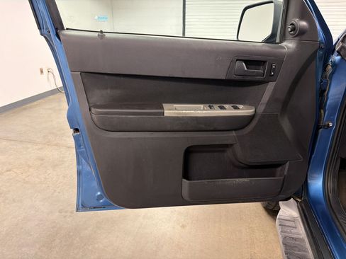 Used 2009 Ford Escape XLT FWD image 13