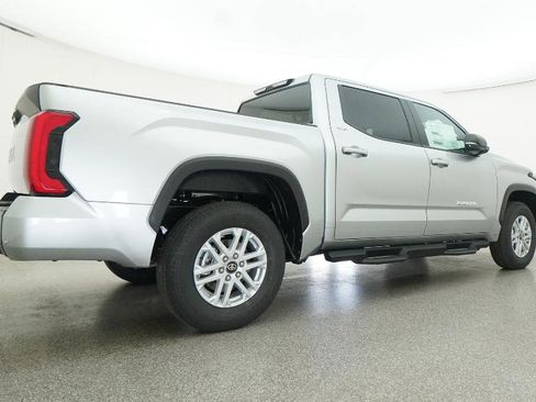 New 2026 Toyota Tundra SR5 AWD/4WD image 34