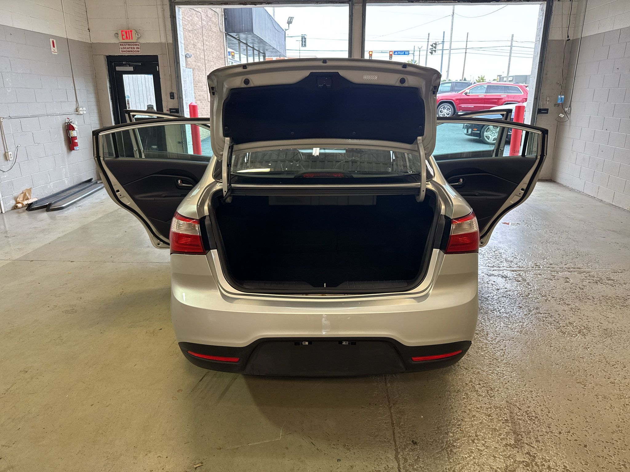 Used 2013 Kia Rio LX w/ PWR Pkg FWD image 13