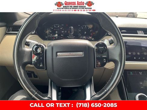 Used 2018 Land Rover Range Rover Velar R-Dynamic SE image 21