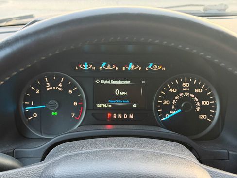 Used 2018 Ford F150 XLT w/ Equipment Group 302A Luxury image 32