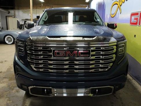New 2026 GMC Sierra 1500 Denali w/ Technology Package image 3