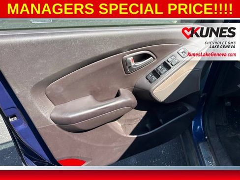 Used 2012 Hyundai Tucson Limited w/ Premium Pkg FWD image 11