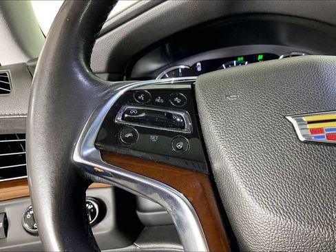Used 2019 Cadillac Escalade Luxury w/ Escalade Sport Edition AWD/4WD image 24