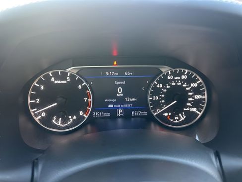 Used 2023 Nissan Altima 2.5 SR w/ SR Premium Package image 24