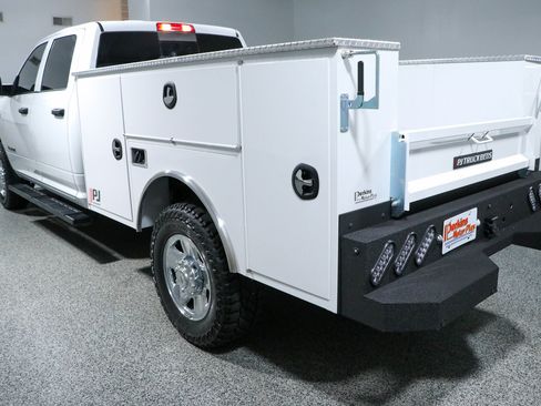 Used 2022 RAM 2500 Tradesman AWD/4WD image 9
