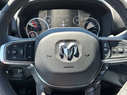 New 2026 RAM 2500 Big Horn AWD/4WD image 18