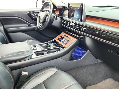Used 2020 Lincoln Aviator Reserve w/ Elements Package Plus AWD/4WD image 35