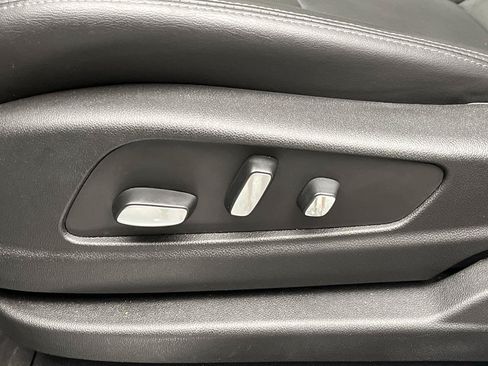Used 2024 Cadillac XT5 Sportv w/ LPO, Floor Liner Package AWD/4WD image 11