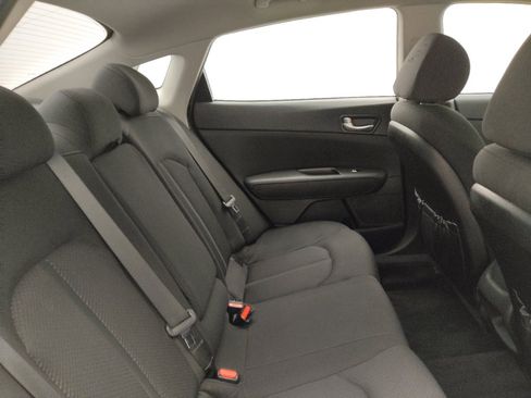 Used 2018 Kia Optima LX FWD image 19