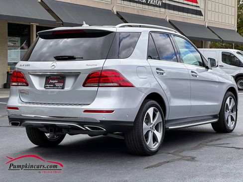 Used 2018 Mercedes-Benz GLE 350 4MATIC image 3