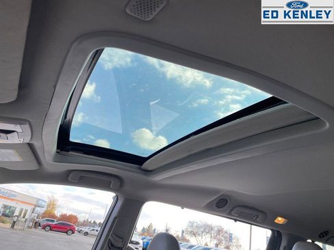 Used 2020 Toyota Sienna XLE image 6