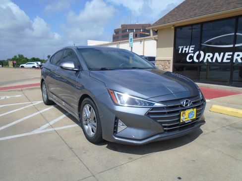 Used 2019 Hyundai Elantra Value Edition w/ Cargo Package FWD image 1