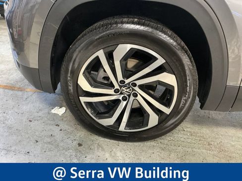 Certified 2023 Volkswagen Atlas SEL AWD/4WD image 11