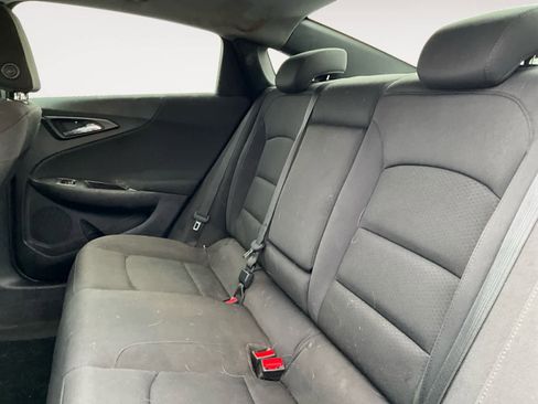 Used 2016 Chevrolet Malibu LT image 15