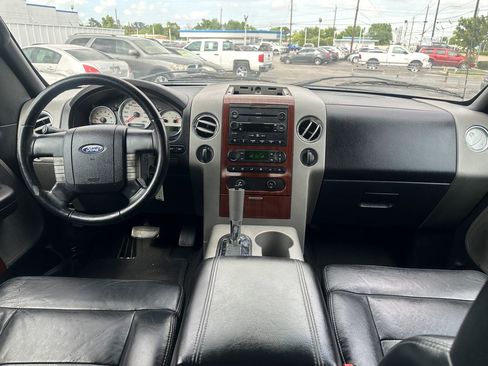 Used 2006 Ford F150 XLT image 17