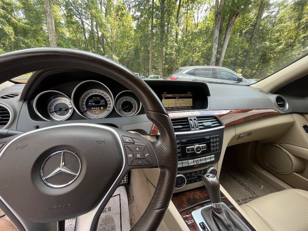 Used 2012 Mercedes-Benz C 300 4MATIC Sedan image 17
