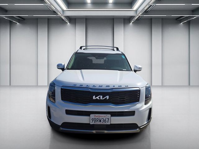 Certified 2022 Kia Telluride S FWD image 2