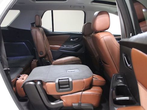 Used 2018 Chevrolet Traverse High Country image 62