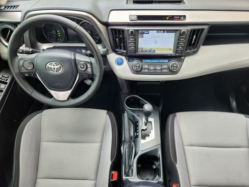 Used 2018 Toyota RAV4 XLE w/ Convenience Package image 26