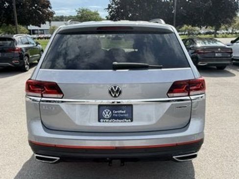 Certified 2022 Volkswagen Atlas SE image 5
