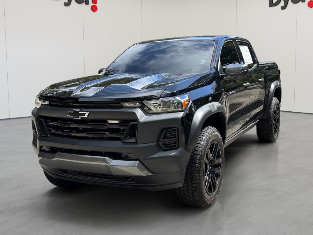 Certified 2025 Chevrolet Colorado Trail Boss AWD/4WD image 1