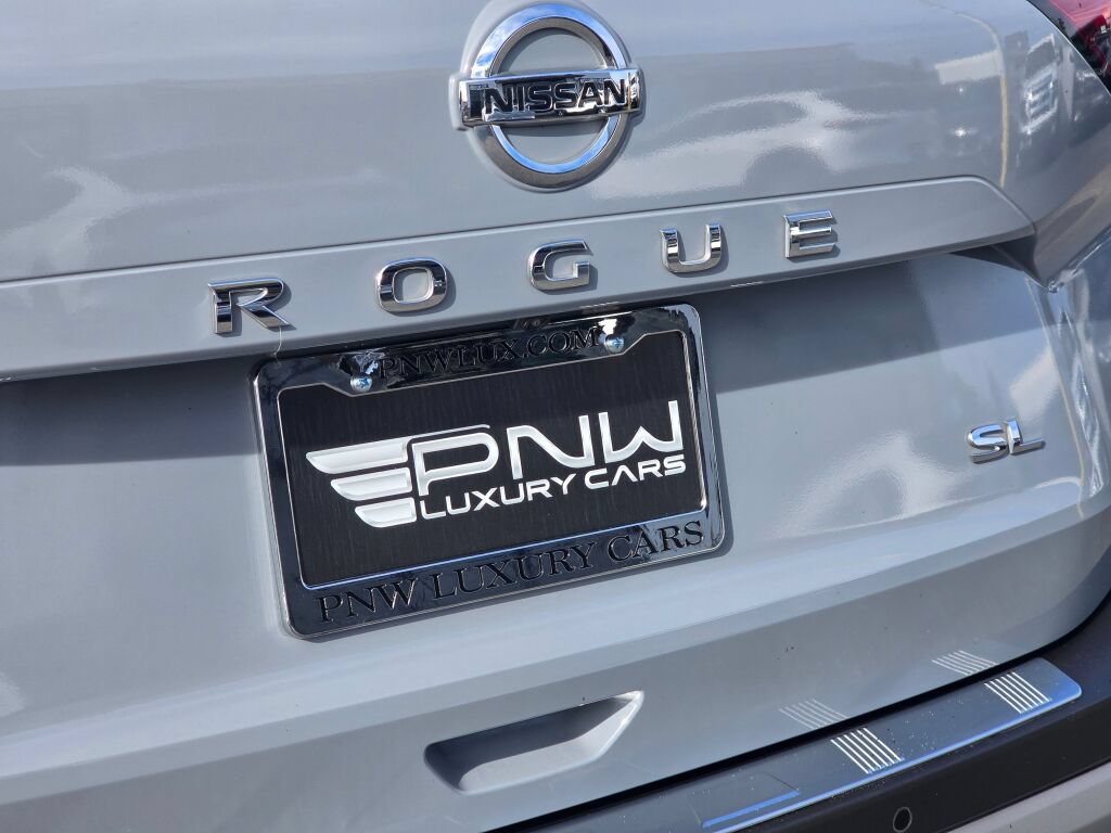 Used 2021 Nissan Rogue SL FWD image 13