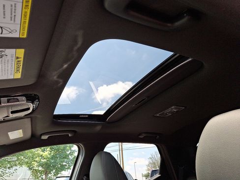 Used 2024 Hyundai Santa Cruz Limited image 14