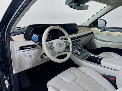 Used 2023 Hyundai Palisade Limited w/ Cargo Package FWD image 9