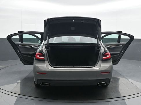 Used 2022 BMW 530i xDrive 530i xDrive image 25