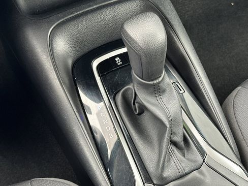 Used 2024 Toyota Corolla LE image 20